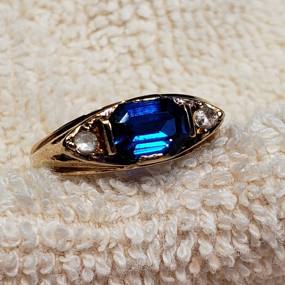 Vintage 14k Sapphire & Diamond Ring